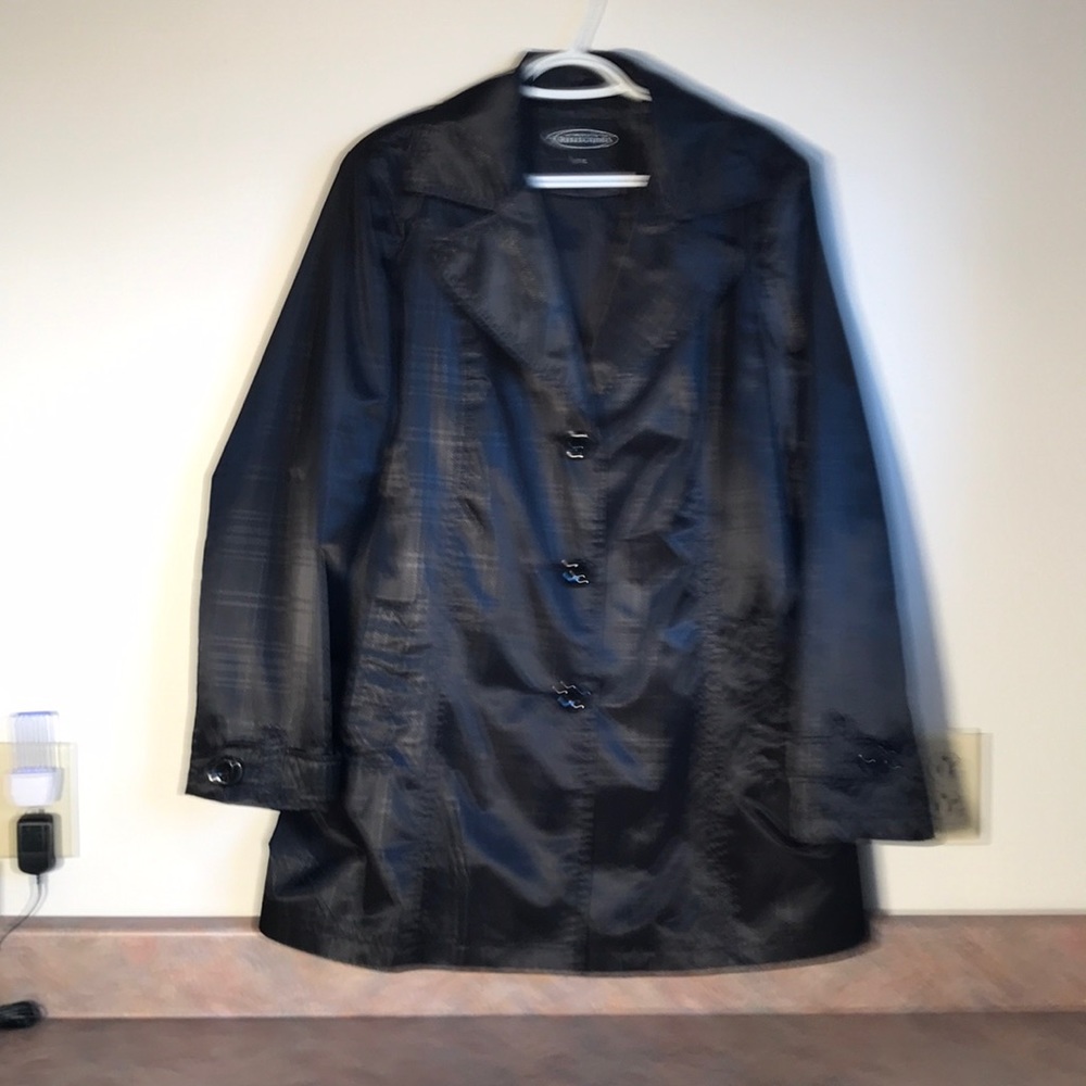 Ladies 3/4” coat